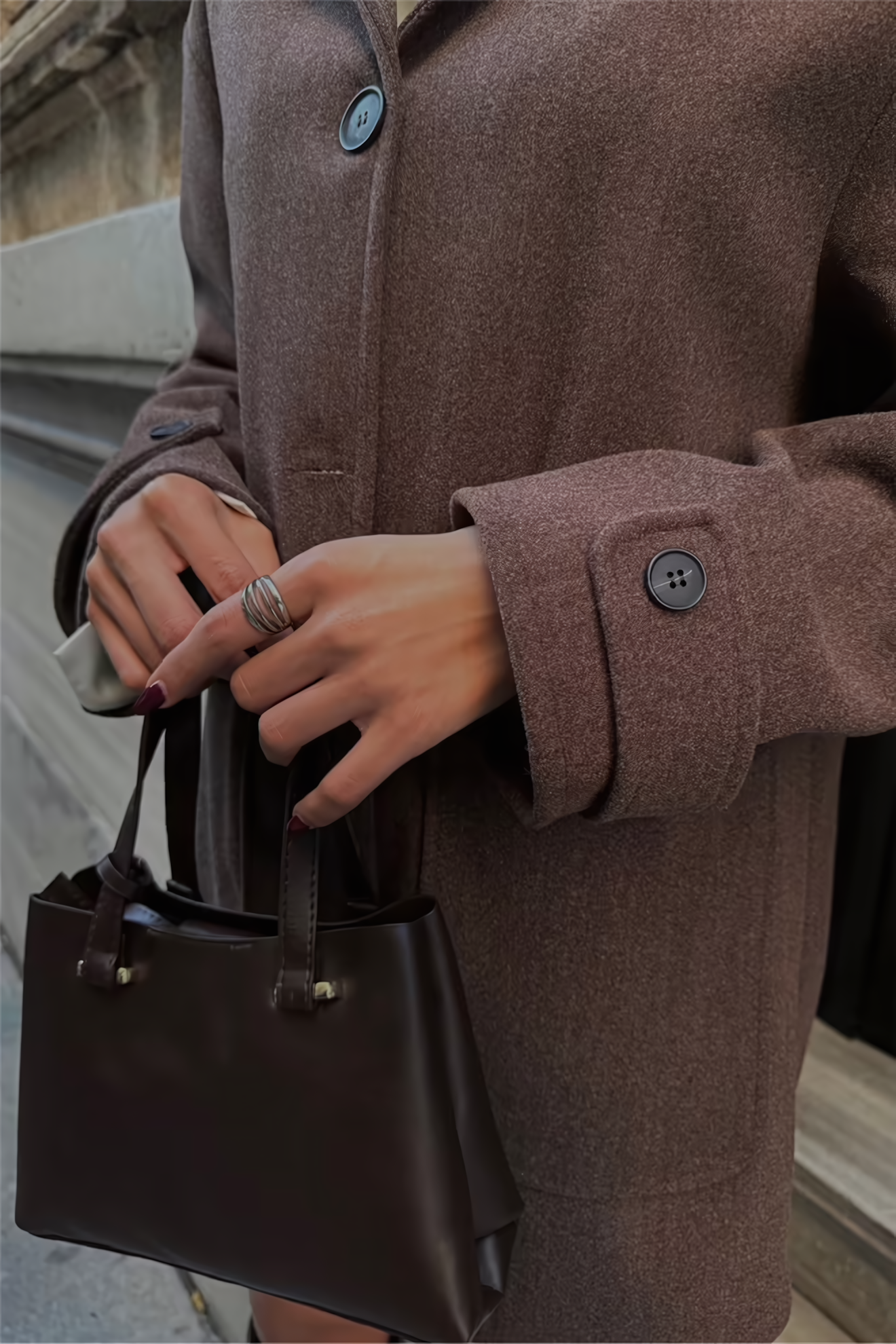 CHLOÉ BUTTONED CACHET