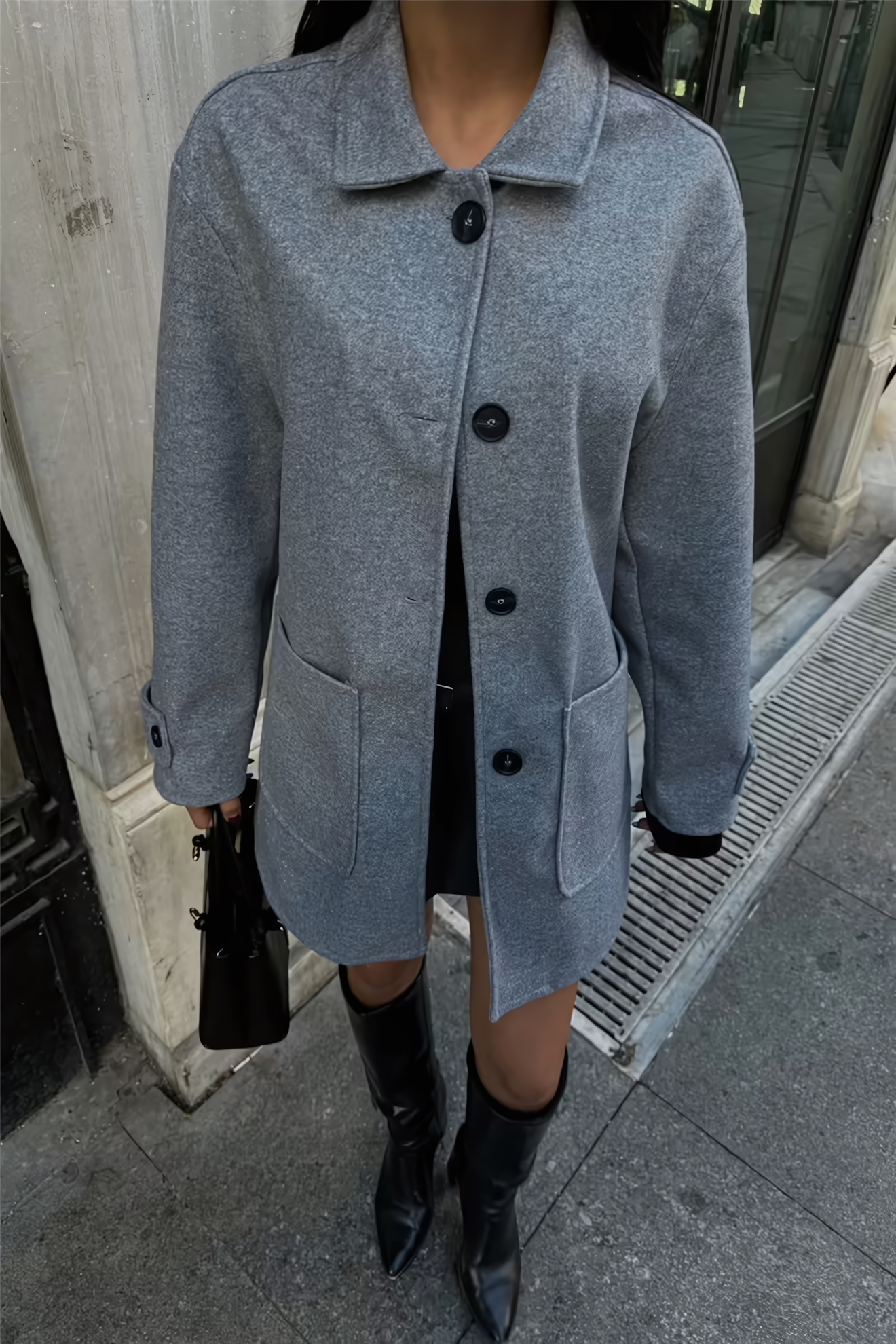 CHLOÉ BUTTONED CACHET