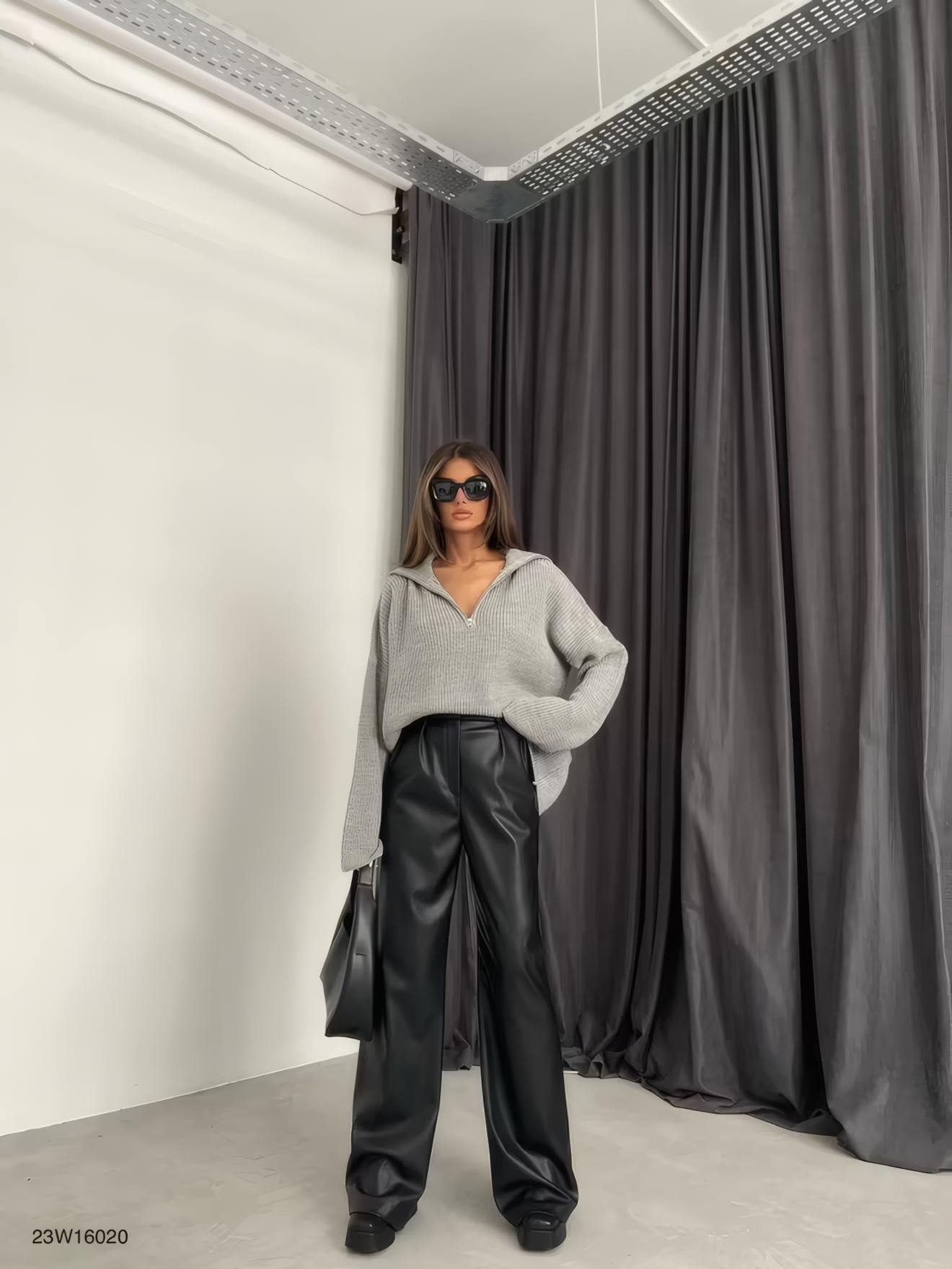 LORI PULLOVER OVERSIZE