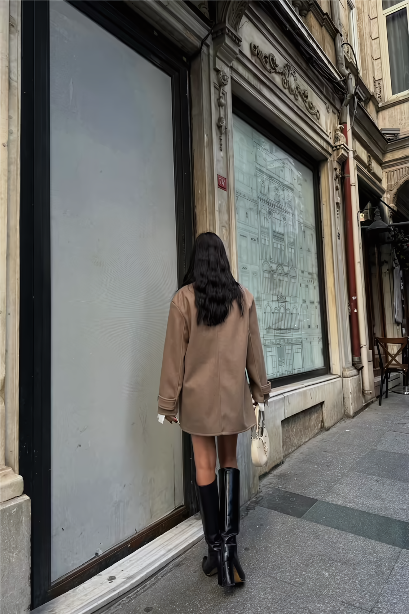 CHLOÉ BUTTONED CACHET