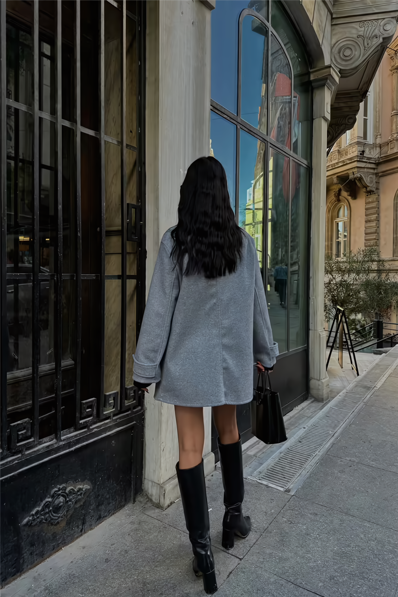 CHLOÉ BUTTONED CACHET