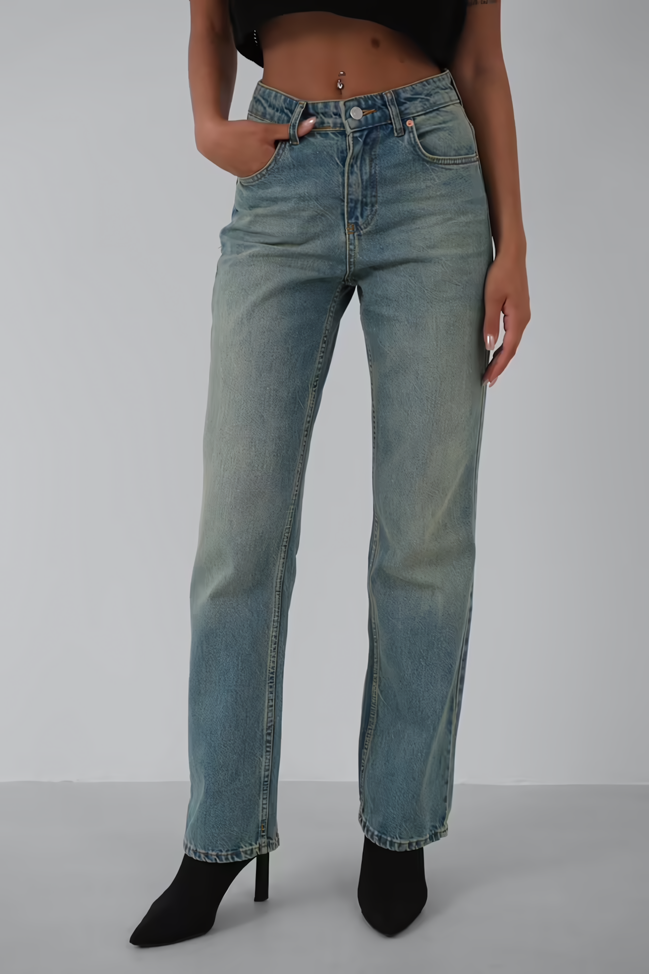 LORI  MOMO JEANS